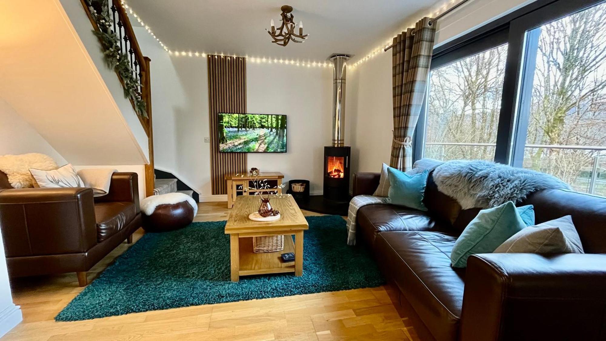 Bluebell Cottage With Hot Tub バラチェリッシュ エクステリア 写真