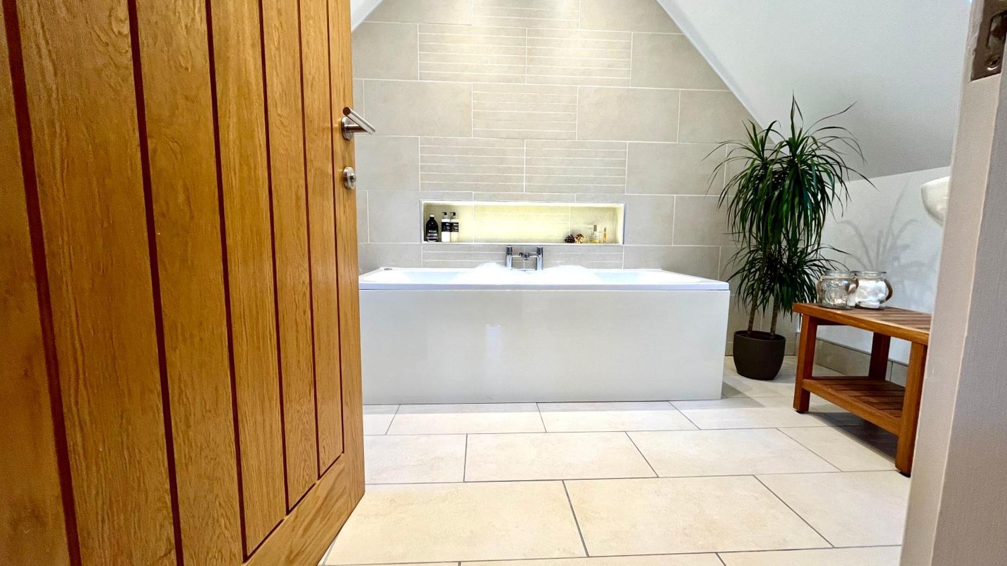 Bluebell Cottage With Hot Tub バラチェリッシュ エクステリア 写真